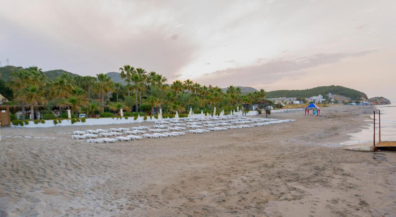 Club Tropical Beach Hotel Toslak Екстер'єр фото