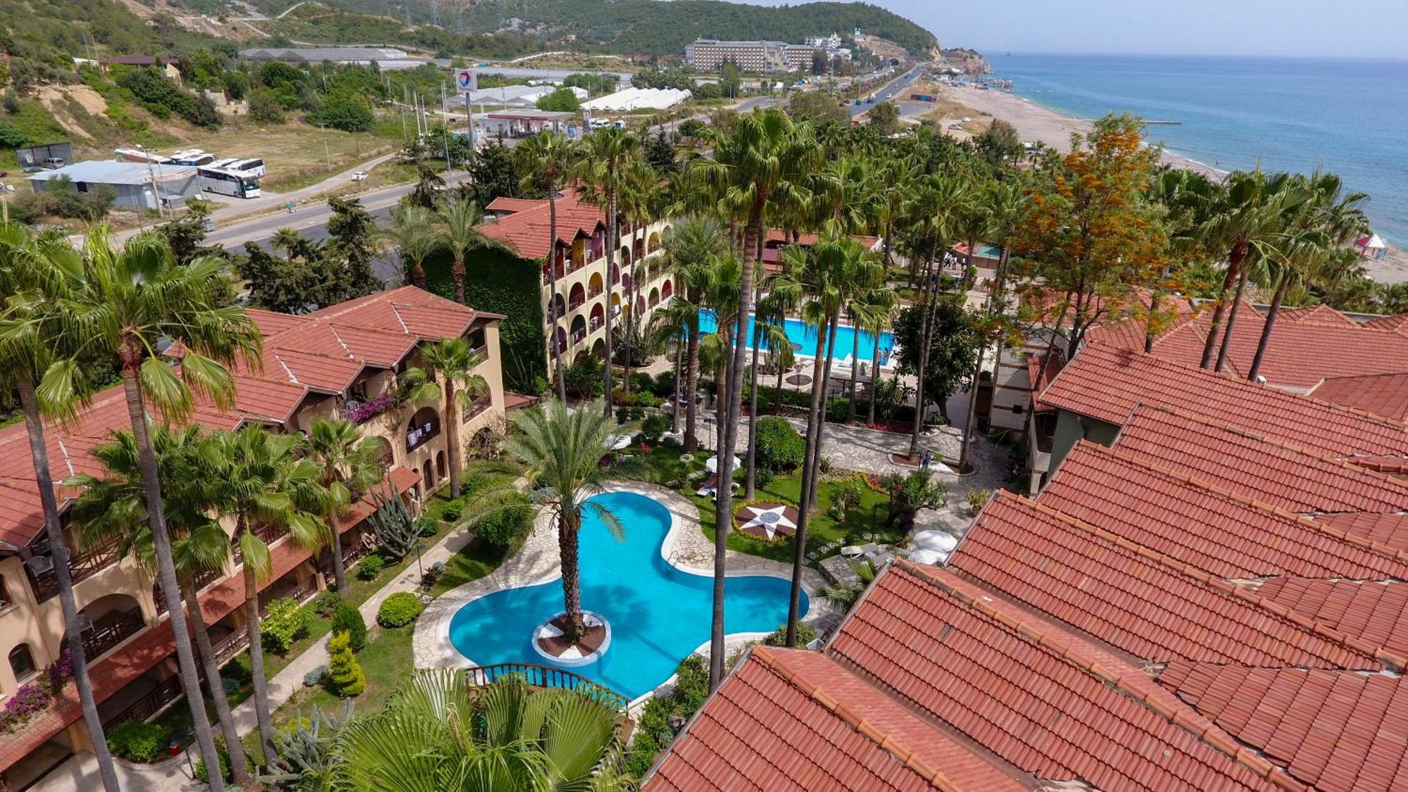 Club Tropical Beach Hotel Toslak Екстер'єр фото