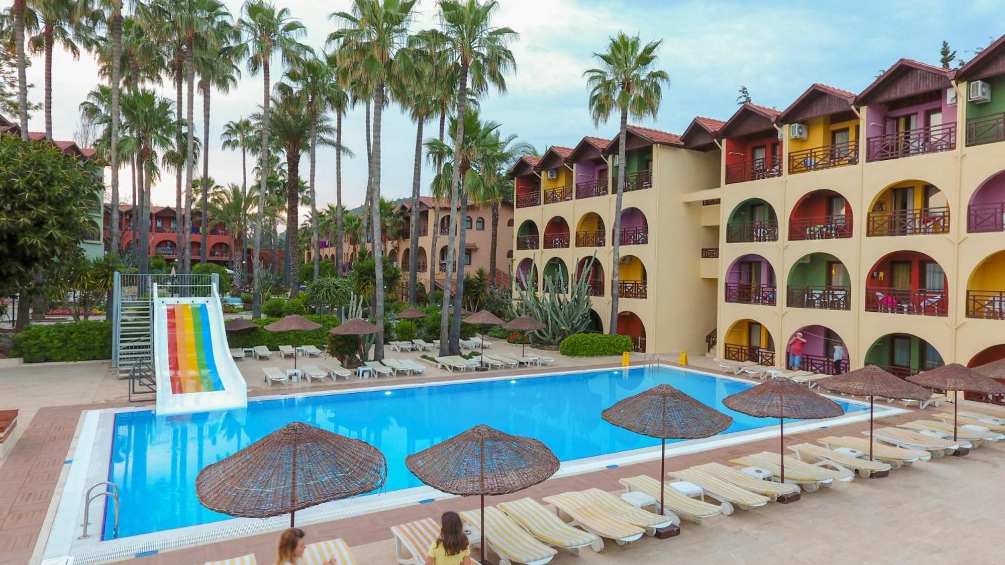 Club Tropical Beach Hotel Toslak Екстер'єр фото