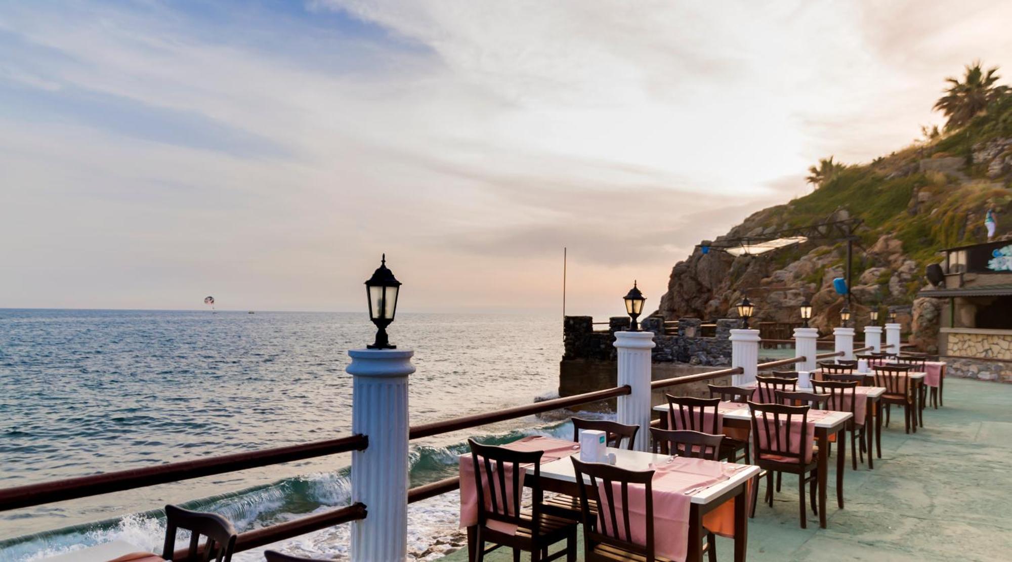 Club Tropical Beach Hotel Toslak Екстер'єр фото