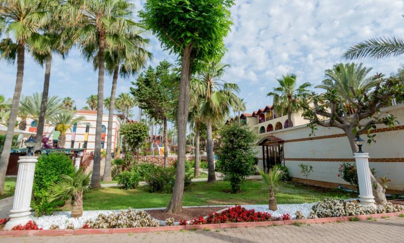 Club Tropical Beach Hotel Toslak Екстер'єр фото